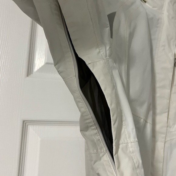 Women’s The North Face Jacket | white - Picture 2 of 4